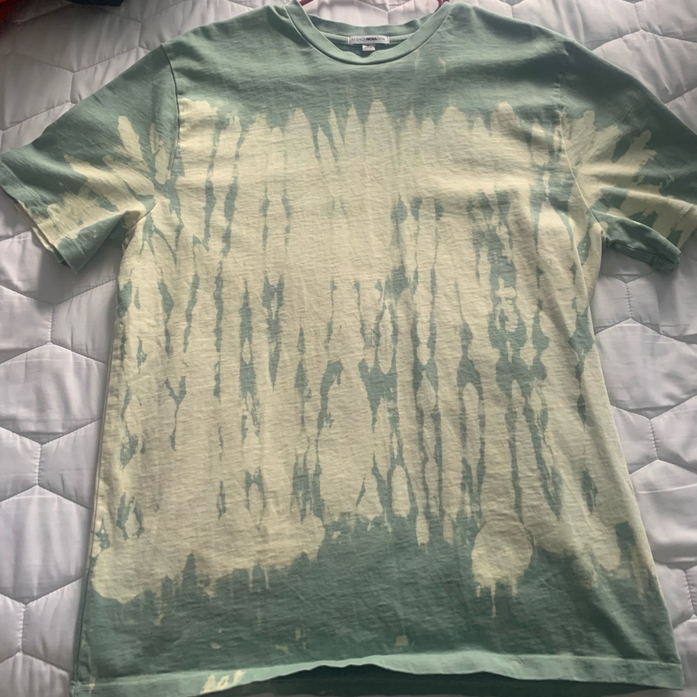 Mens t-shirt